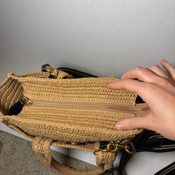 Coach Cargo Embroidered Logo Straw Tote Bag 20 B4/natural - Picture 2 of 6